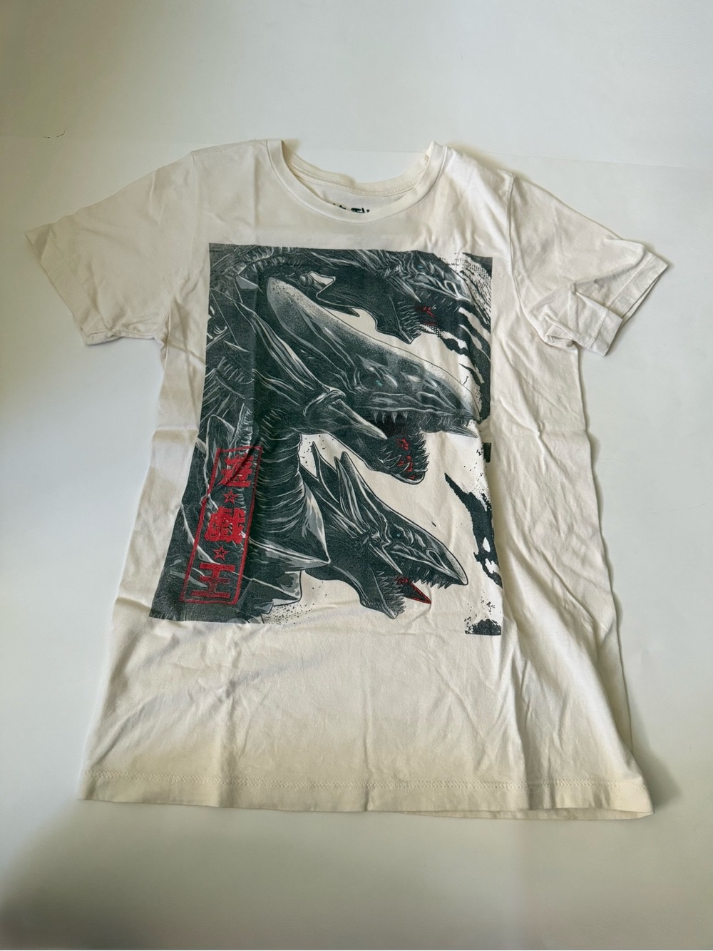 Yu Gi Oh! Blue-Eyes White Dragon Graphic Design T-Shirt Small